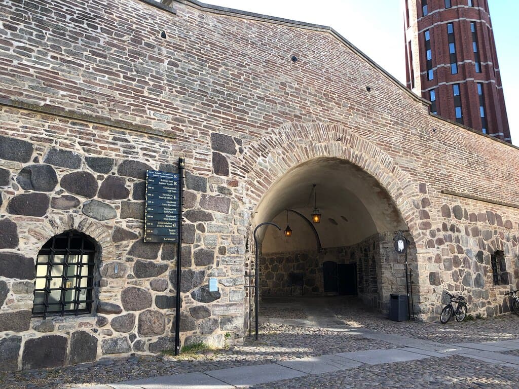 Västerport i gamla stadsmuren i Kalmar