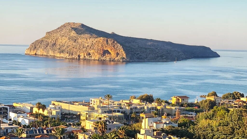 View from restaurant Astrea (zoomed in)