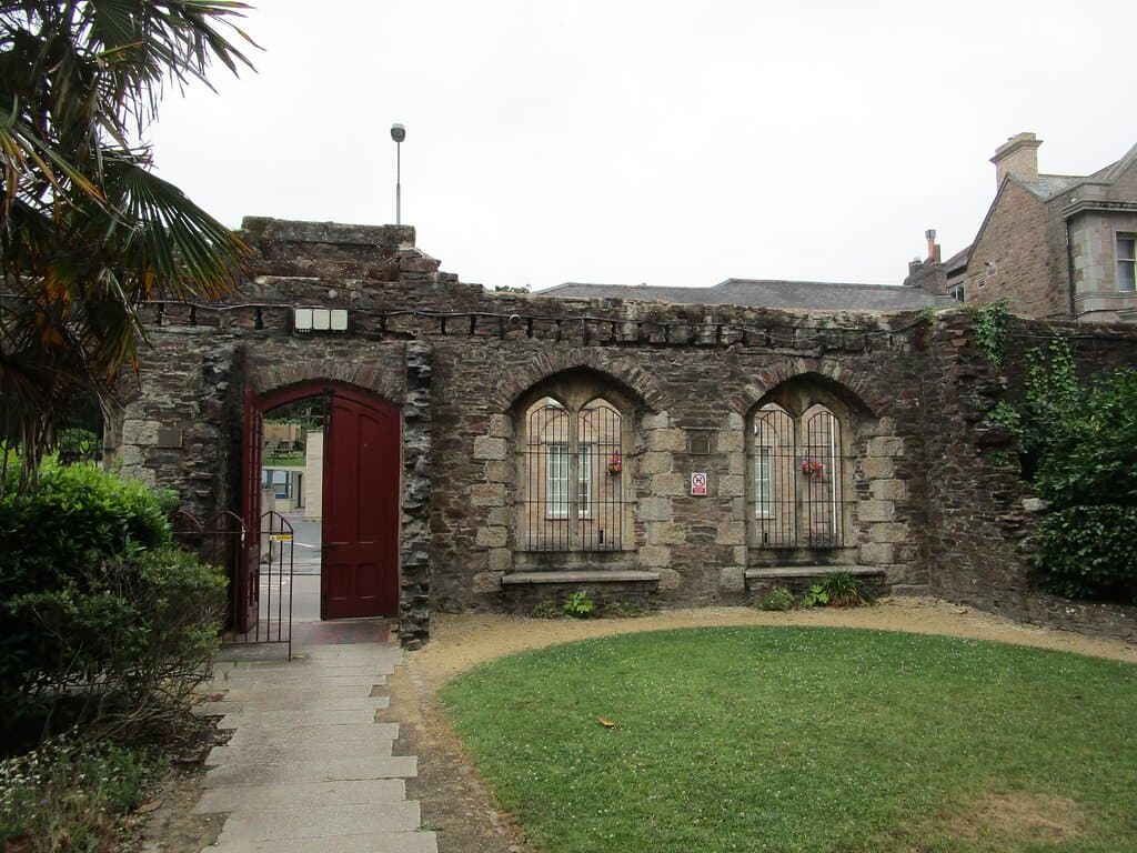 Image 4