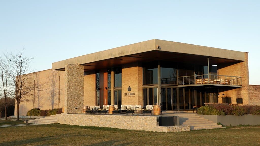 Fachada de Penedo Borges Bodega Boutique