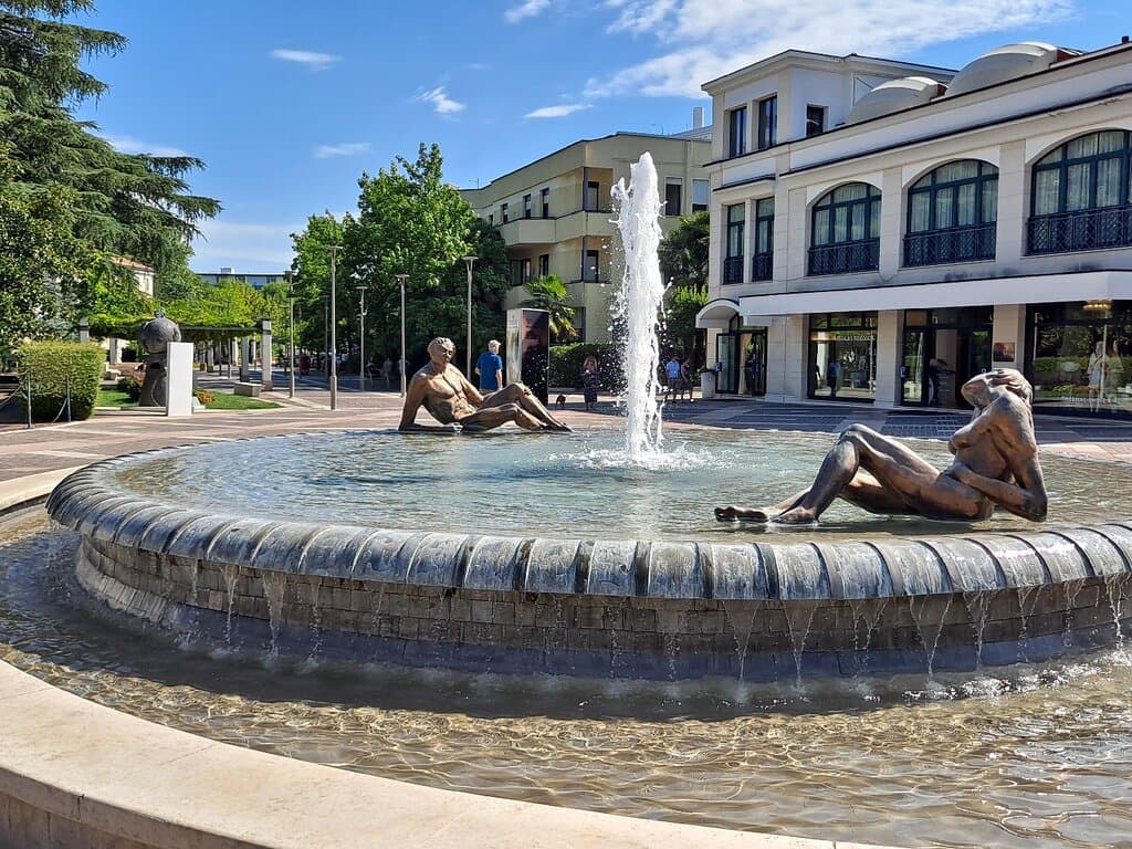 Viale delle Terme