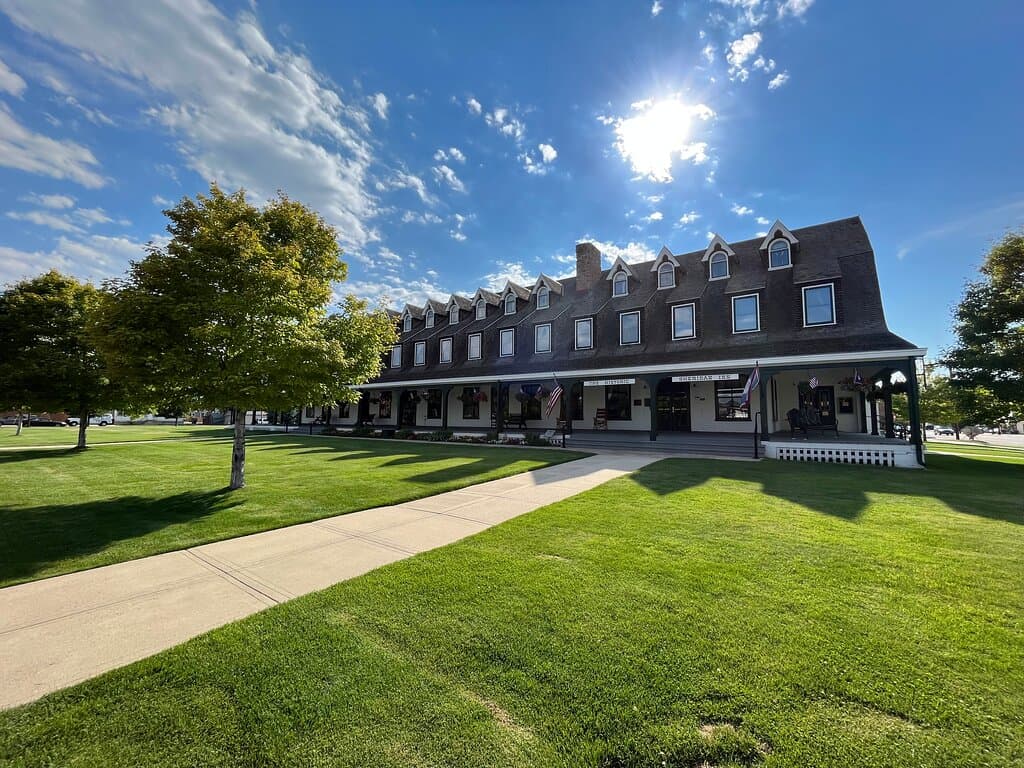 The Historic Sheridan Inn