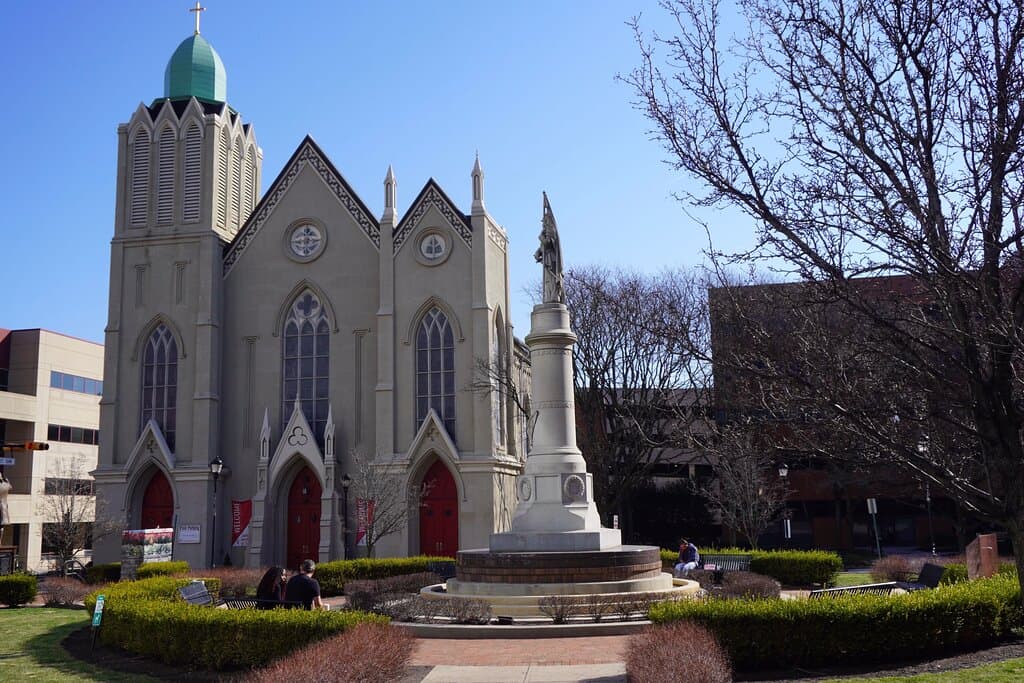 Monument Square Park, New Brunswick, New Jersey: view of the Methodist Church from the park