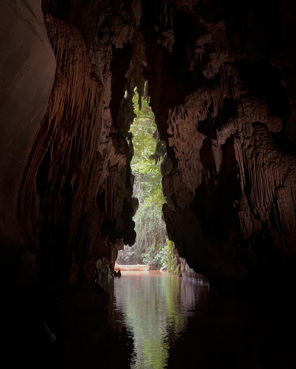 Paseo en lancha por la Cueva del Indio