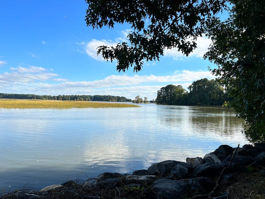 Colonial Parkway