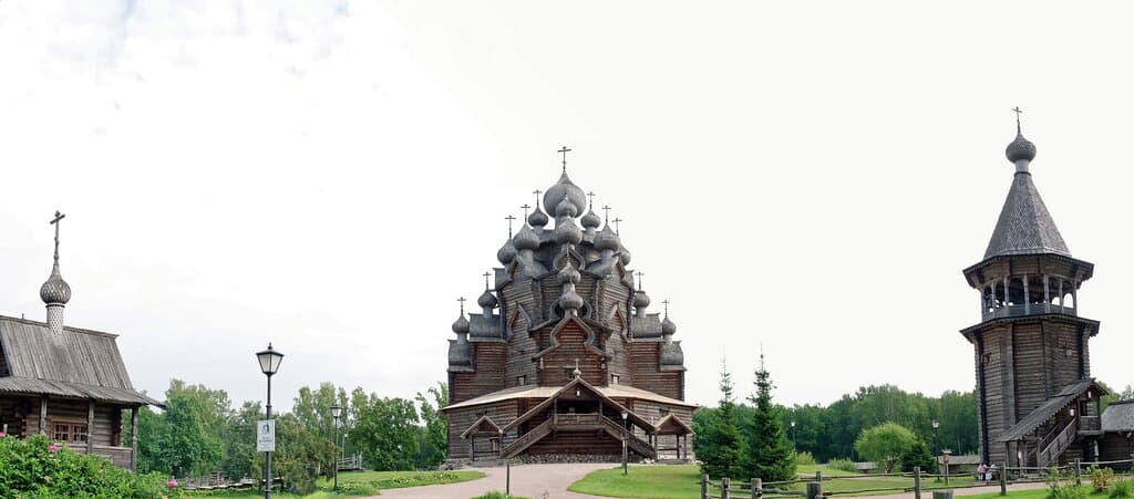 Pokrovskaya Church (Holy Protection)