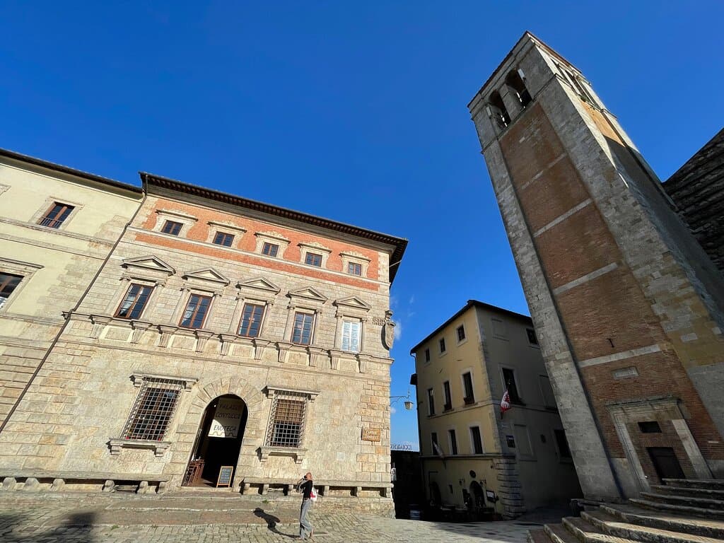 Palazzo Contucci is one of several large and striking Renaissance palaces in the main square, Piazza Grande. It has been home to the Contucci family for over 500 years. 