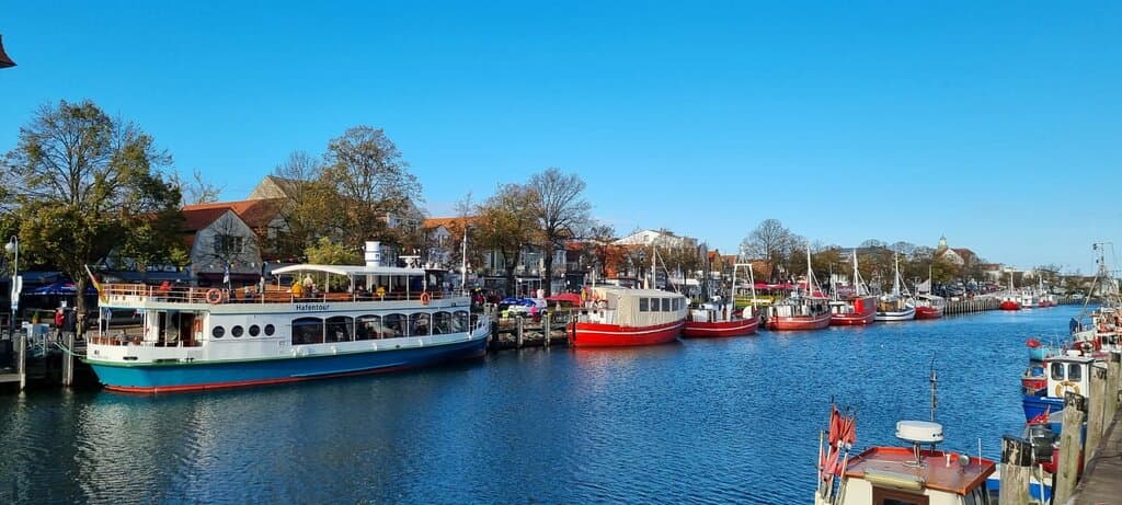 Bahnhofsbrücke Warnemünde