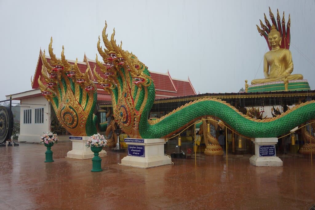 Wat Pa Sawang Bun