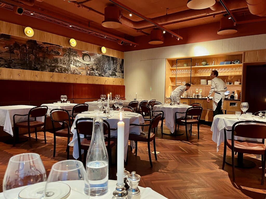 Astoria main dining room
