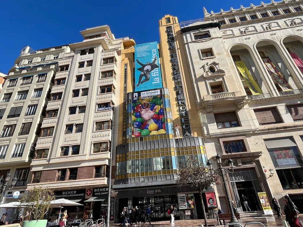 Rialto Theatre and Filmoteca