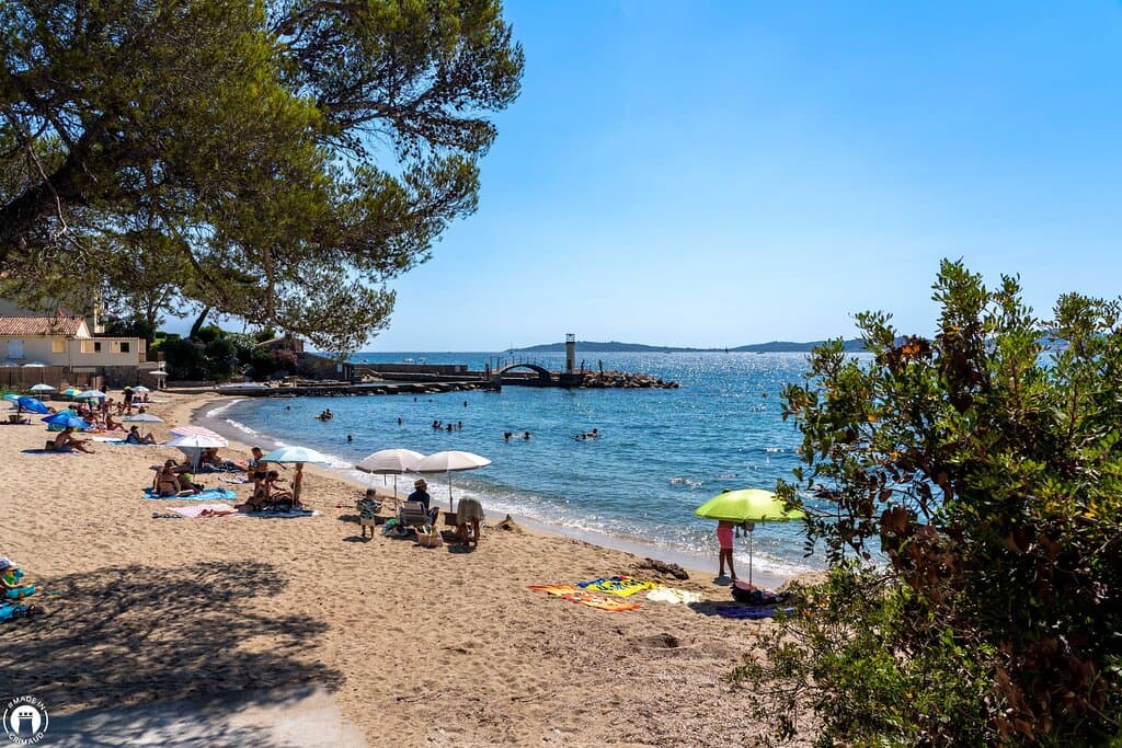 La plage des Cigales.