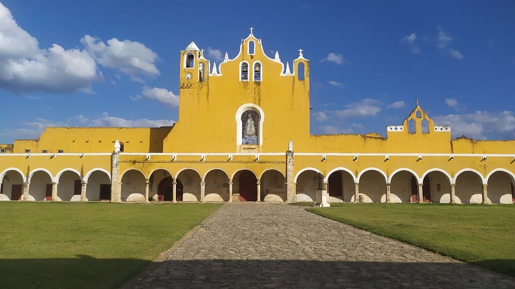 Izamal Letters