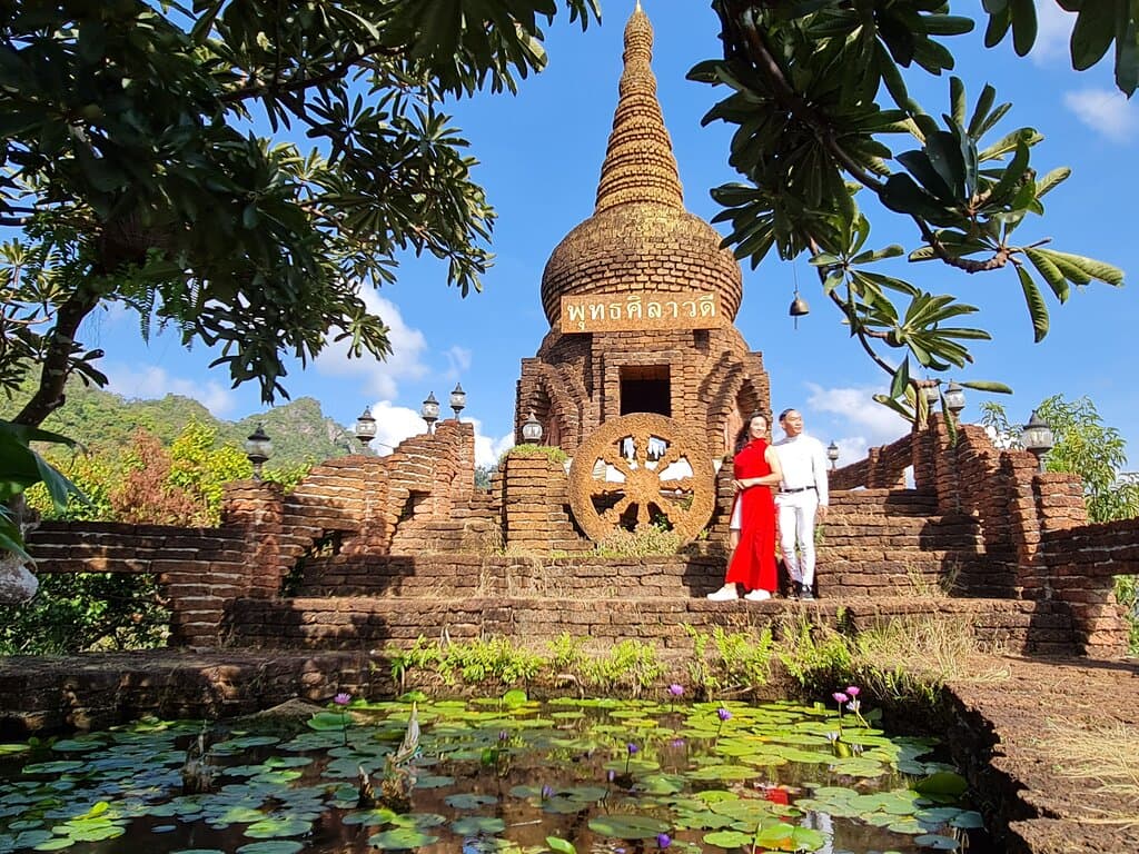 Khao Na Nai Luang Dhamma Park
