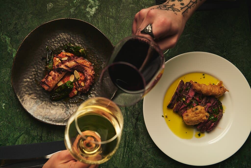 Cheers at White Horse