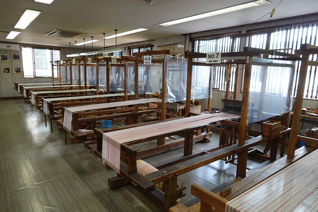 南魚沼市・塩沢つむぎ記念館
2階の有料見学施設