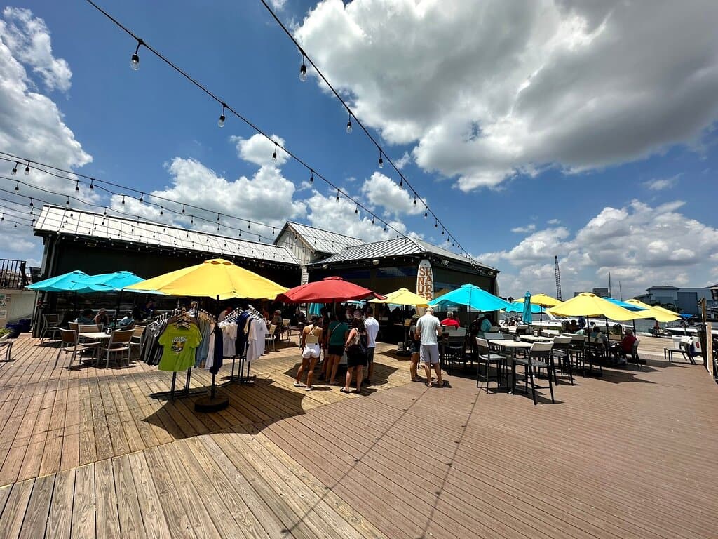 Snug Harbor Waterfront Restaurant