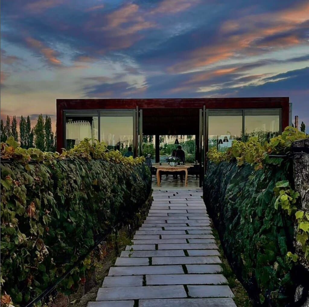 5 SUELOS COCINA DE FINCA - RESTAURANT