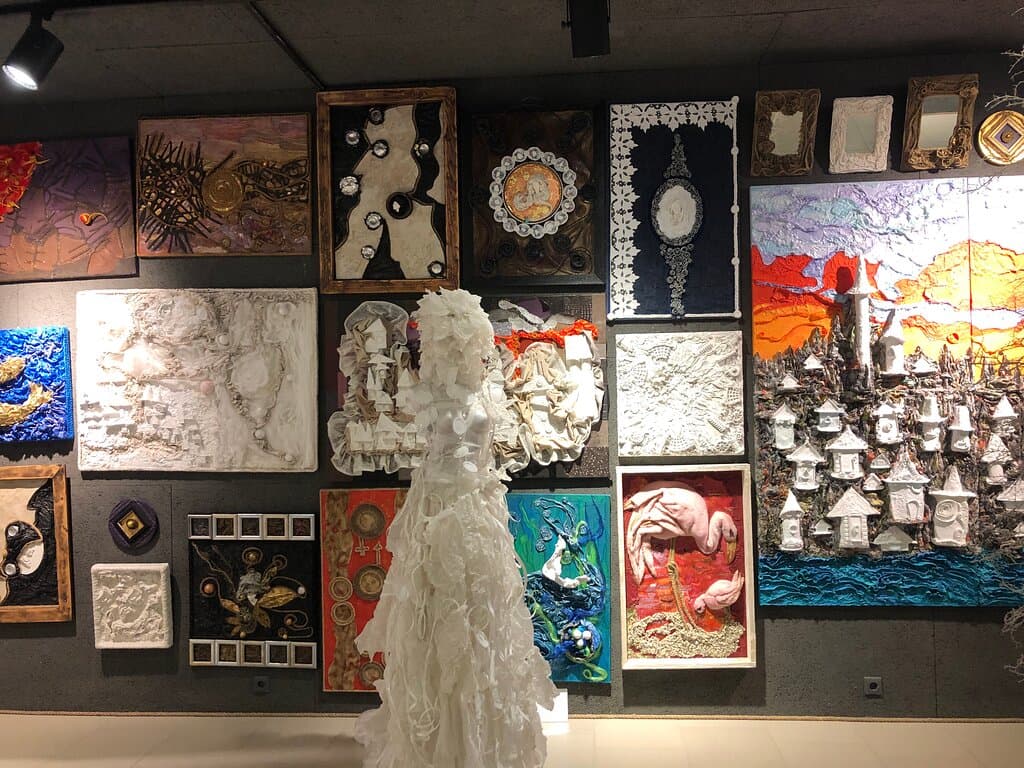 White Horse Gallery