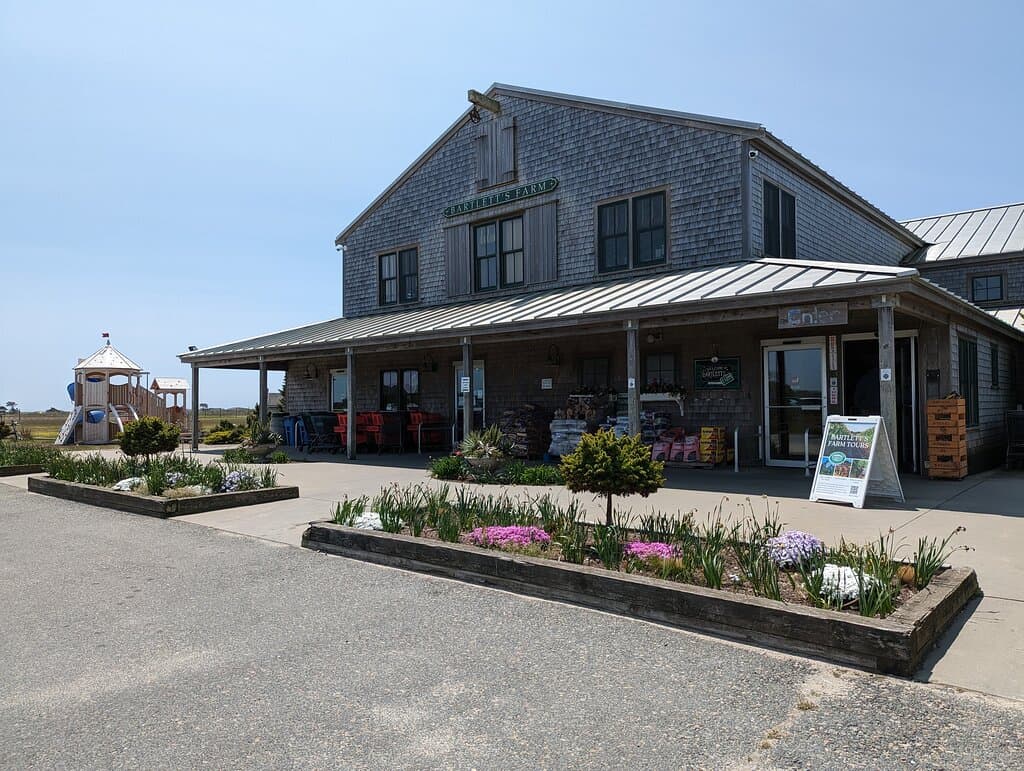 Open daily year-round!