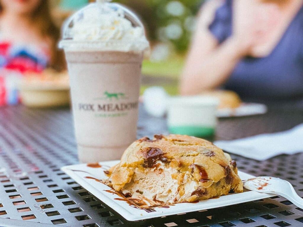 Baked Fox + Milkshake