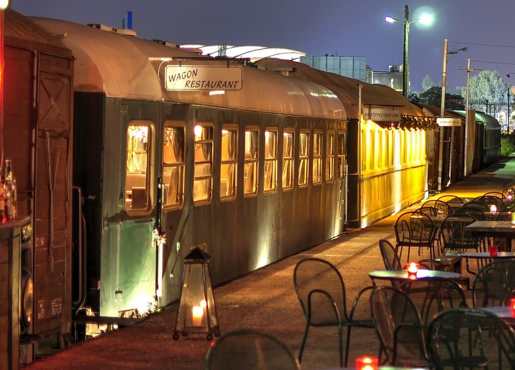 To Treno sto Rouf (Railway Carriage Theater) Athens