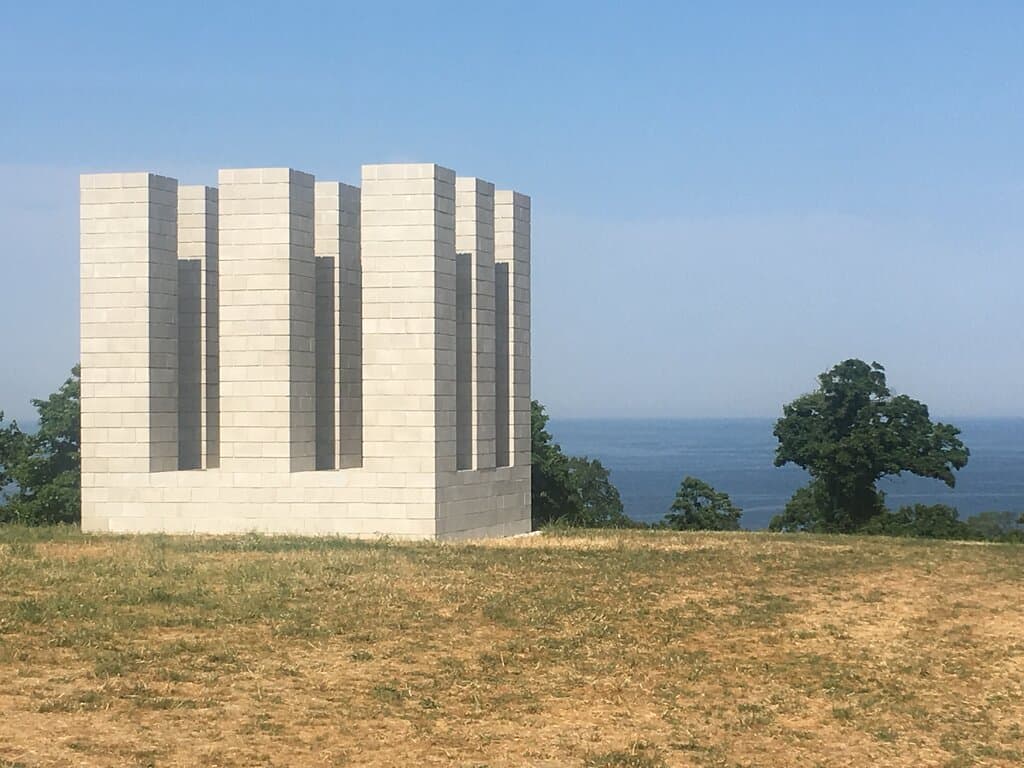 Nine Towers  (for Jene) av Sol Lewitt