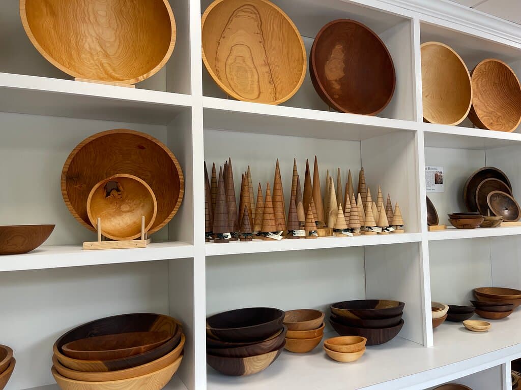 Holland Bowl Mill showroom.