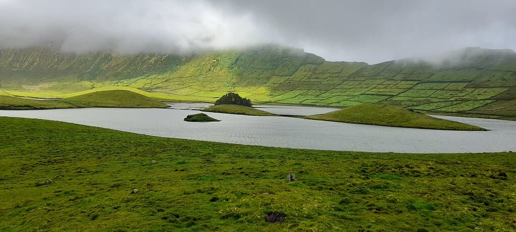 Caldeirão Corvo