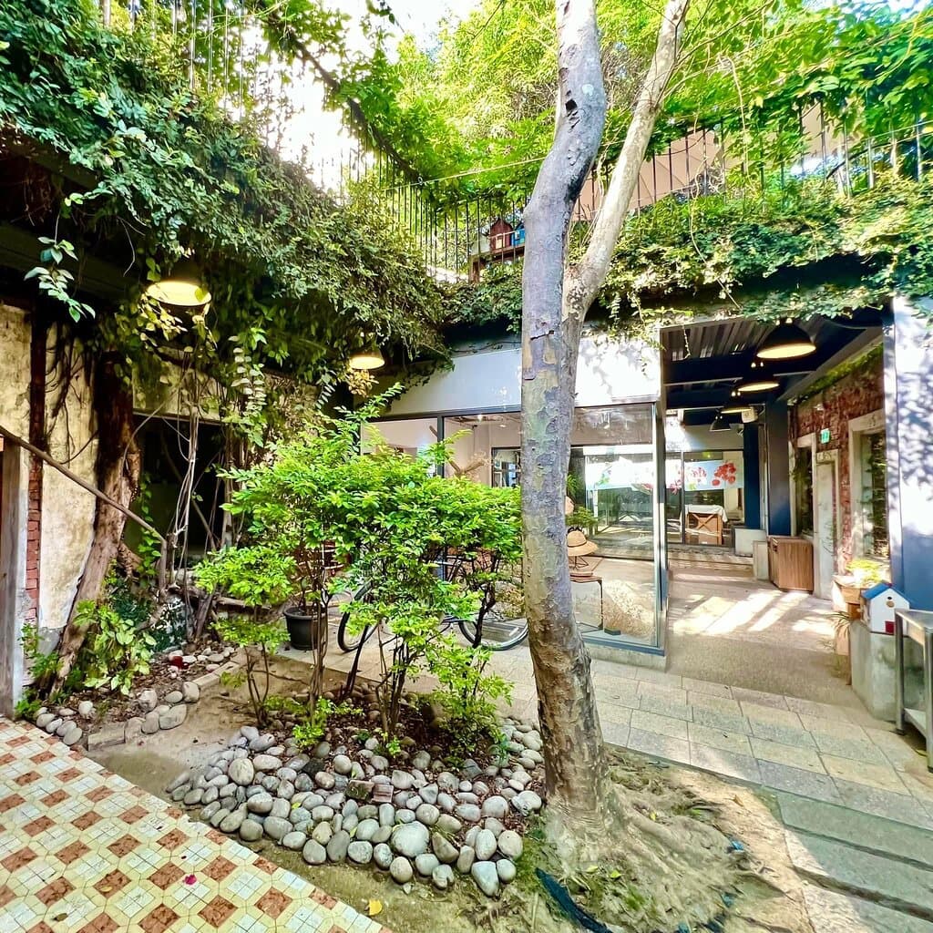 Fantasy Story Green Ray West District Taichung