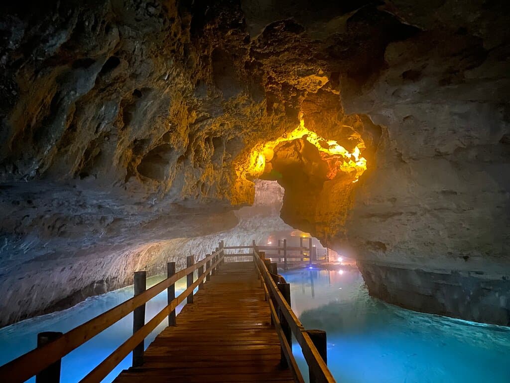 Welcome to Stark Caverns!
