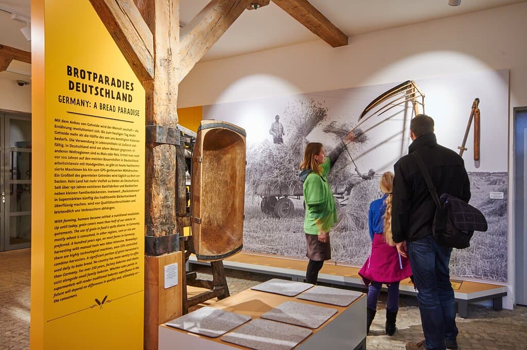 Das Culinarium präsentiert Deutschlands erste Dauerausstellung zur Kulturgeschichte der Ernährung von 1850 bis in die Gegenwart: „Vom Acker bis zum Teller“
