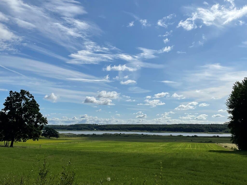 Sjön Tysslingen utanför Vintrosa utanför Örebro