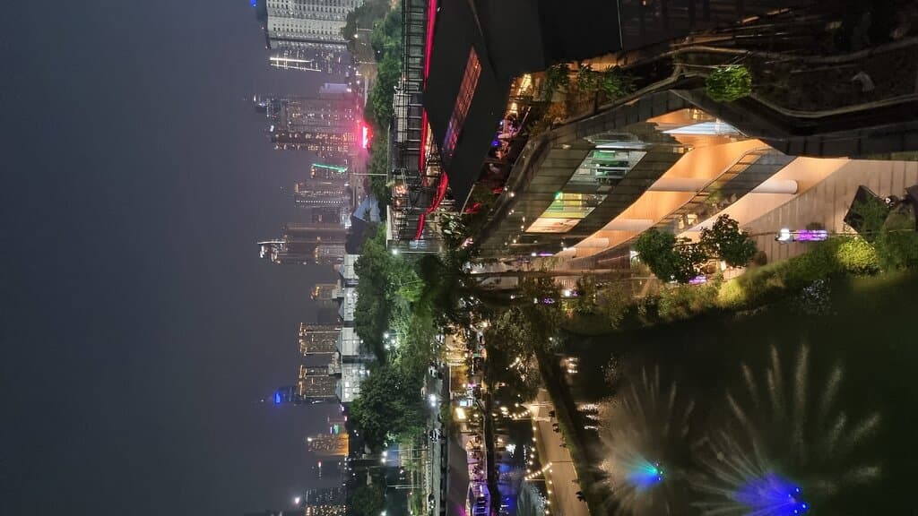 Senayan Park Skywalk