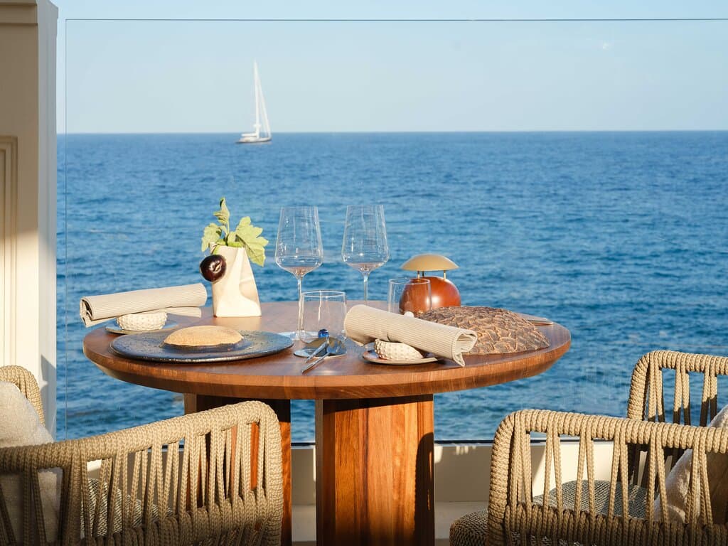 Panoramic Terrace Blue Bay