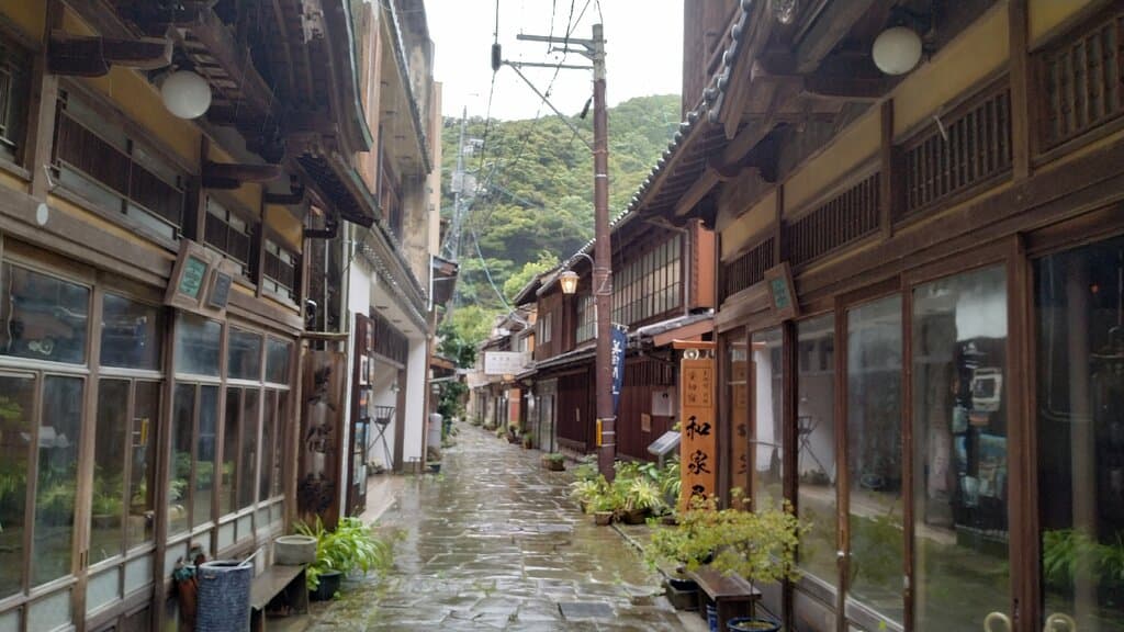 Aoishidatami-dori Mihonoseki