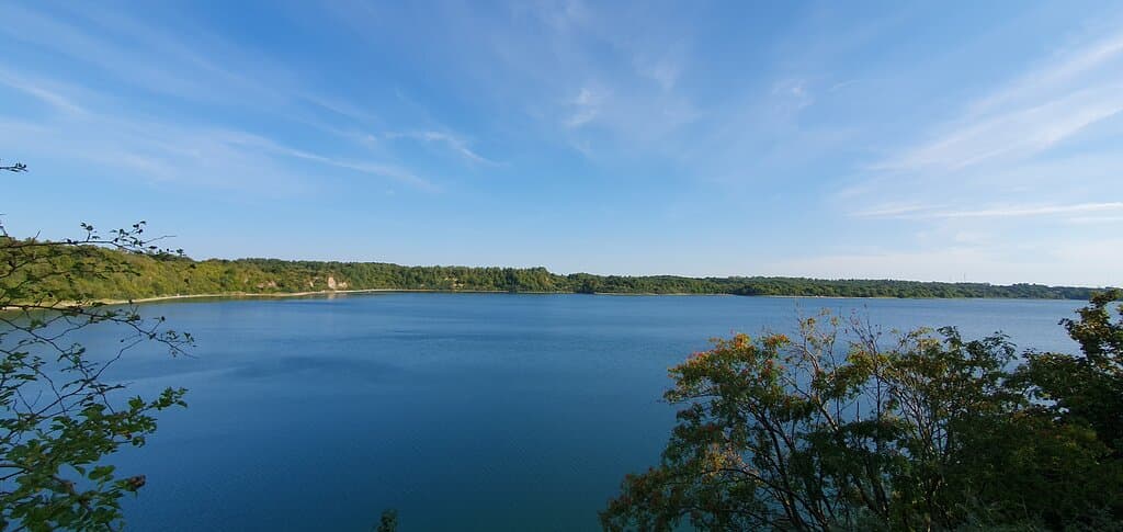 Очень красивое озеро. 