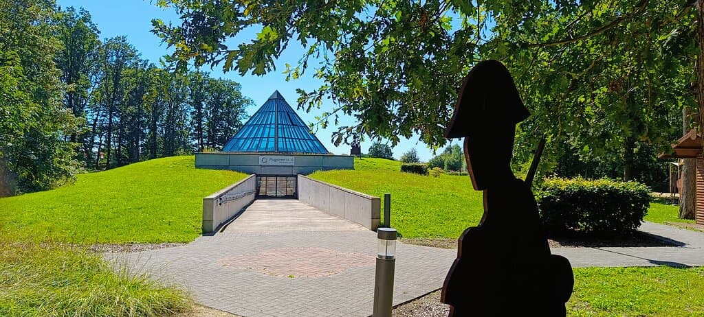 Pyramide Plugstreet
