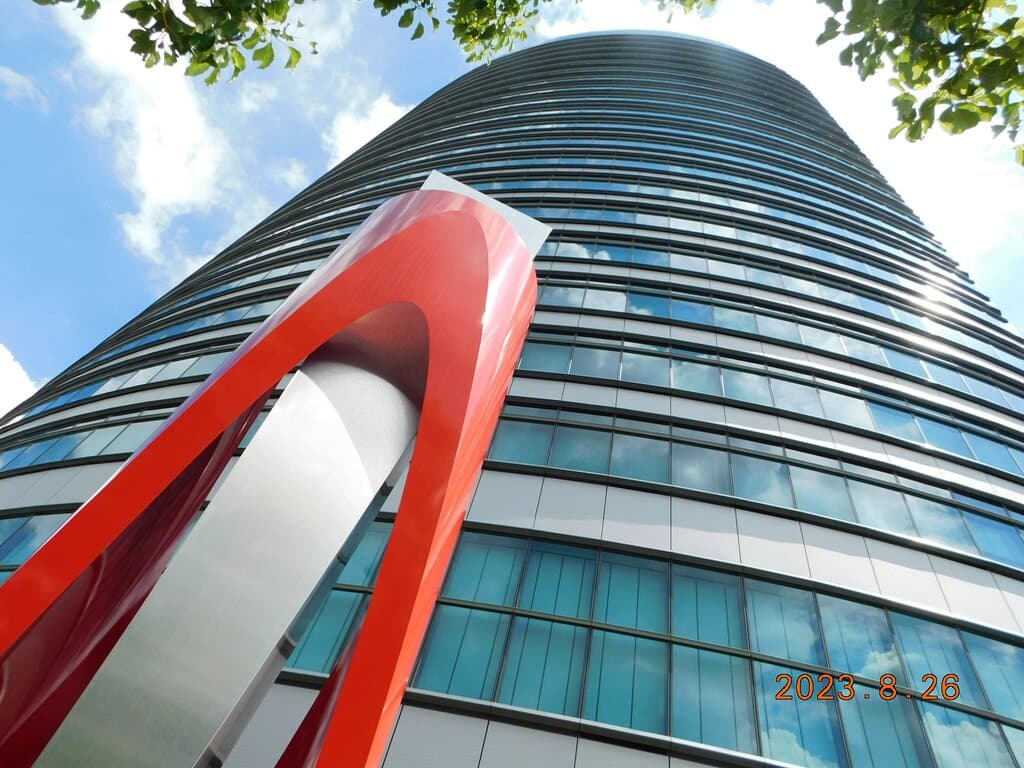 ﾄｯﾊﾟﾝ小石川ﾋﾞﾙの外観景観一例（印刷博物館は地下1階にあります）