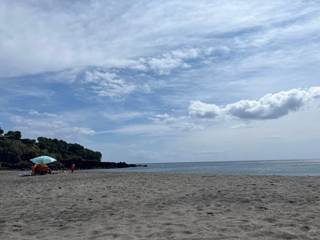 Plage facile d’accès et surveillée 
