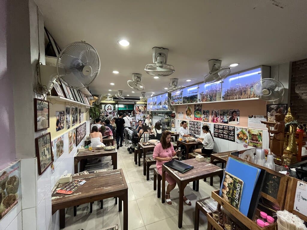 Pe Aor Tom Yum Kung Noodle