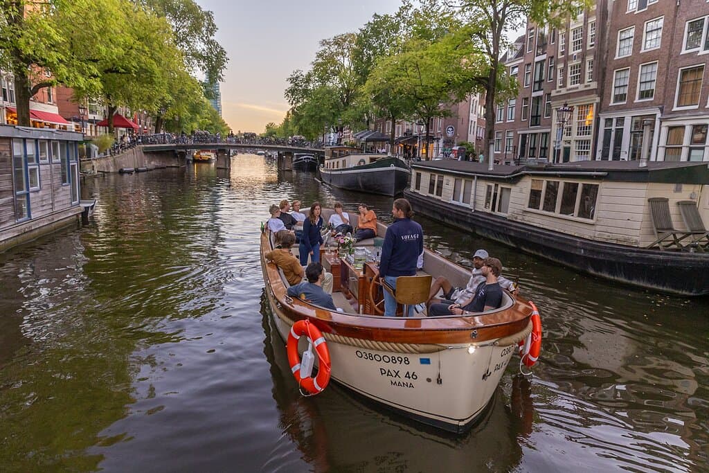 Cruising through the canal belt