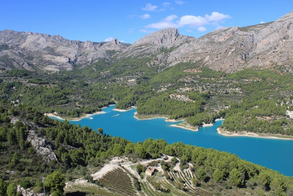 Museum of Miniatures and Microminiatures