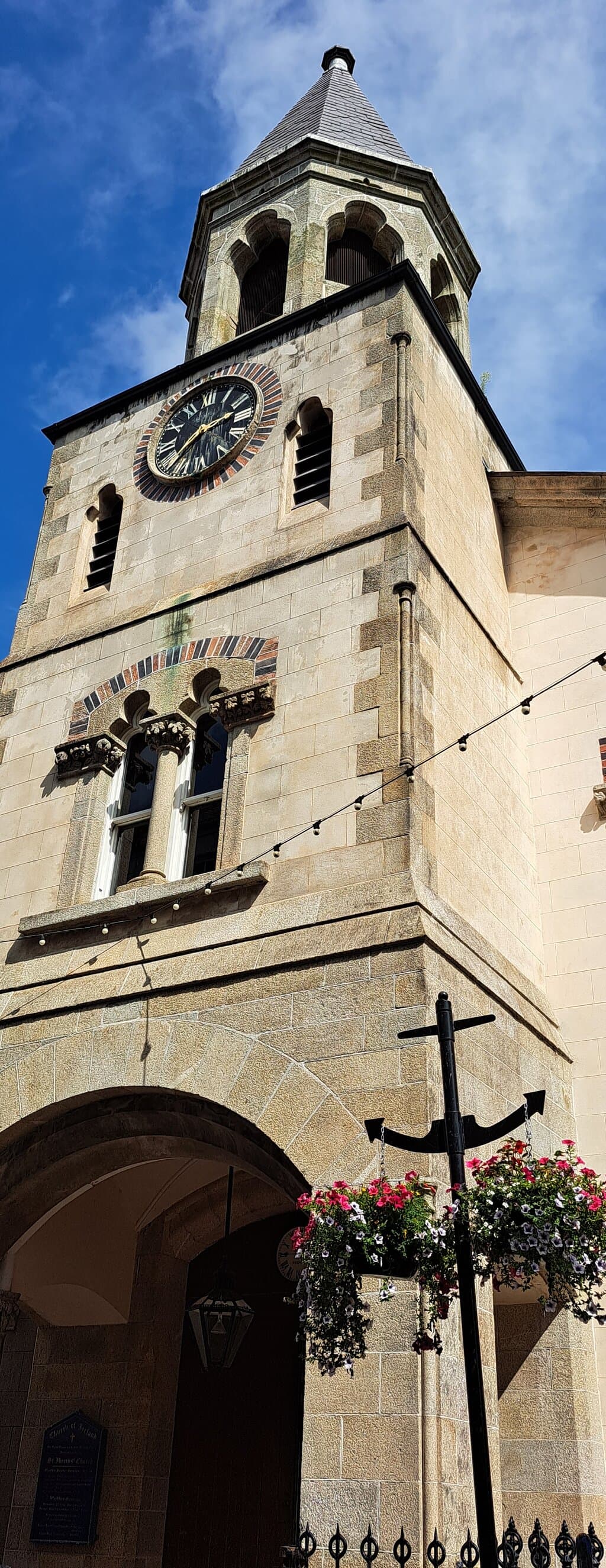 Can be seen from some distance 