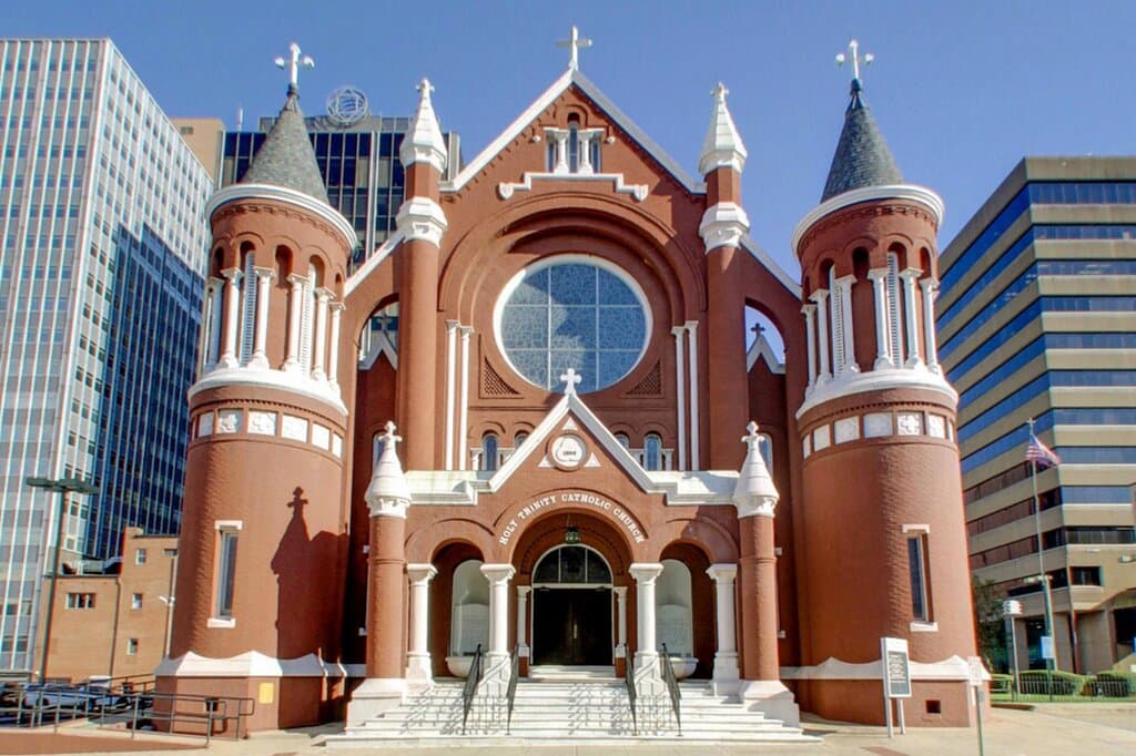 Exterior view from Fannin Street