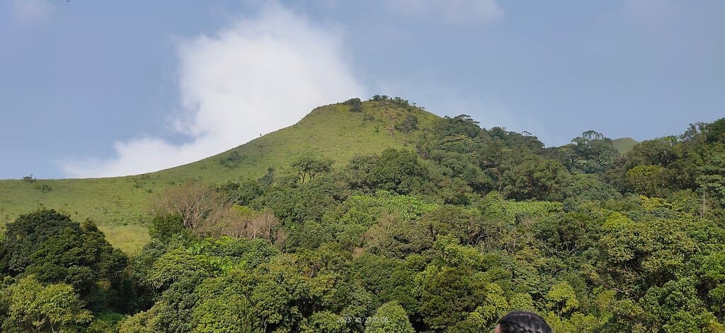 Bandaje Falls Trek