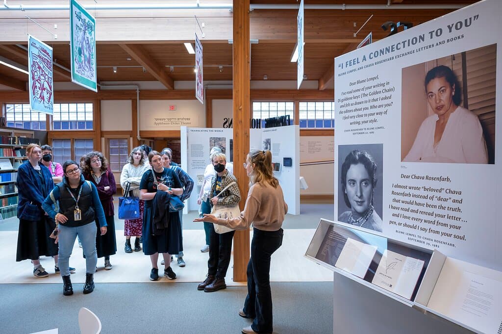 A tour of Yiddish: A Global Culture