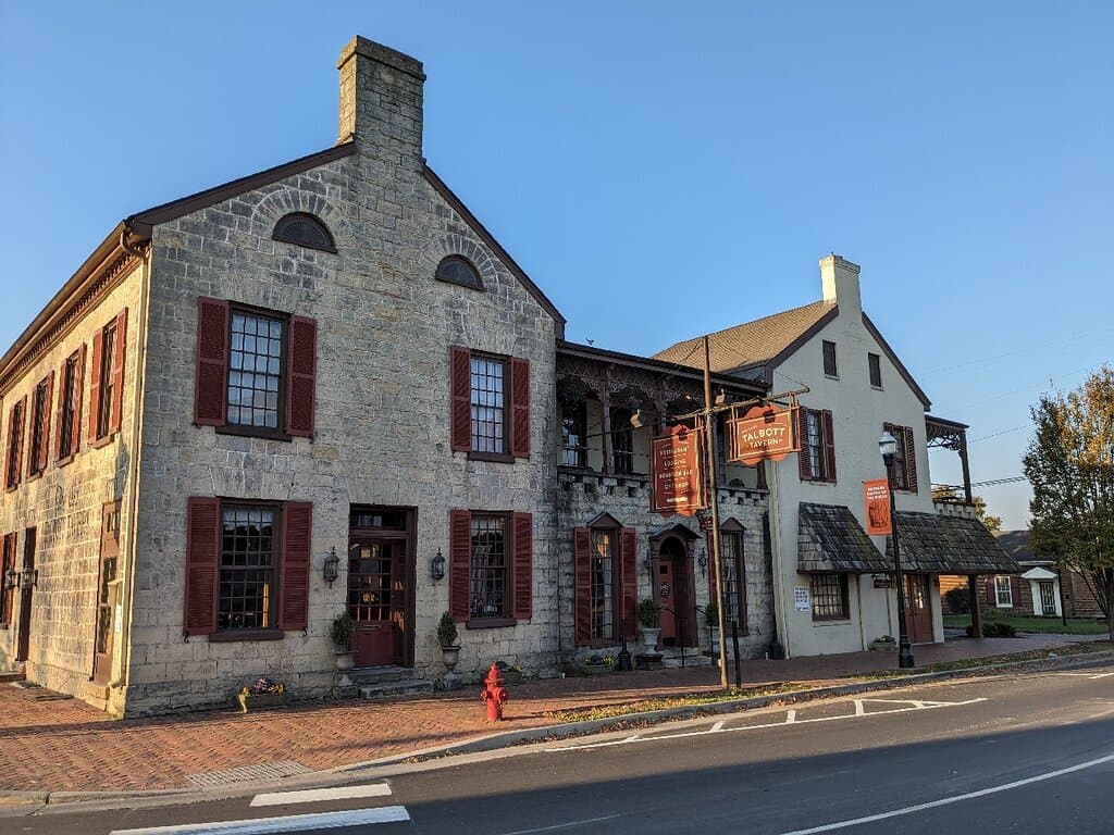 Old Talbott Tavern