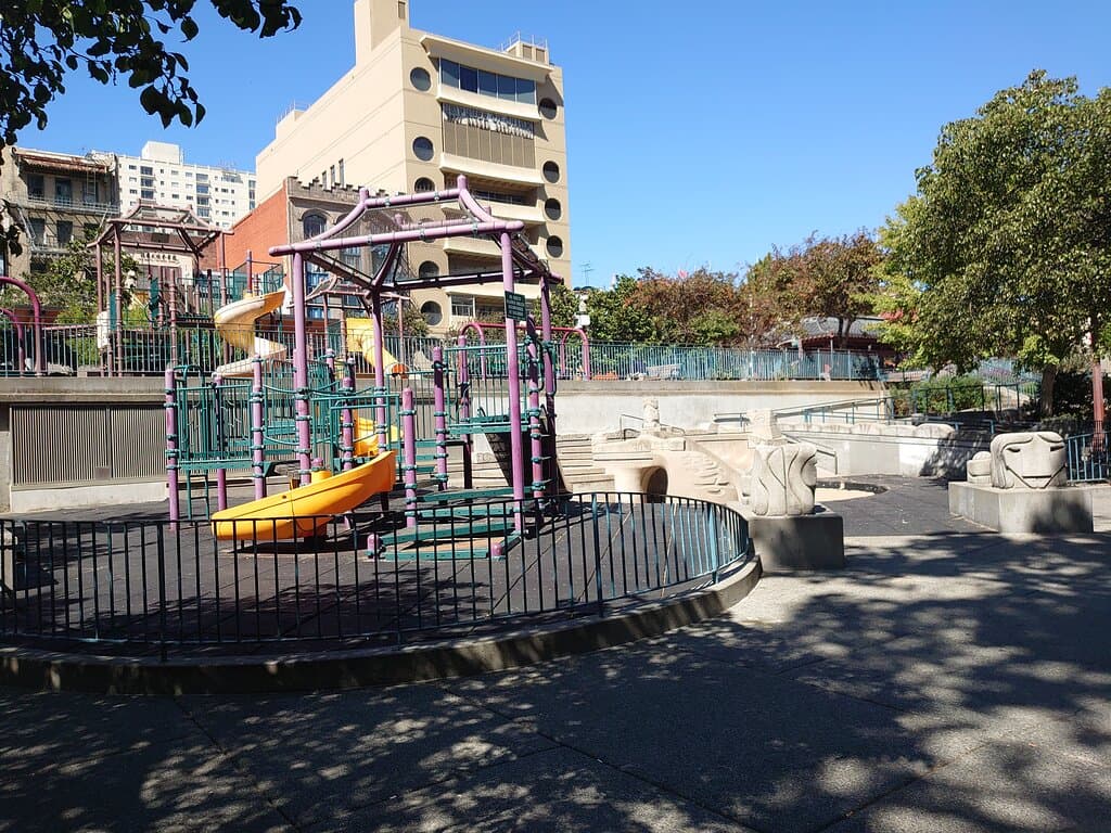 遊具もあります