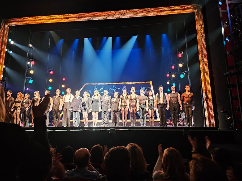 Catch a Show at the Apollo Theater